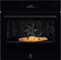 Духовой шкаф с паром Electrolux EOB8S39Z SteamBoost, термощуп, телескопы, TFT дисплей, черный (Польша)